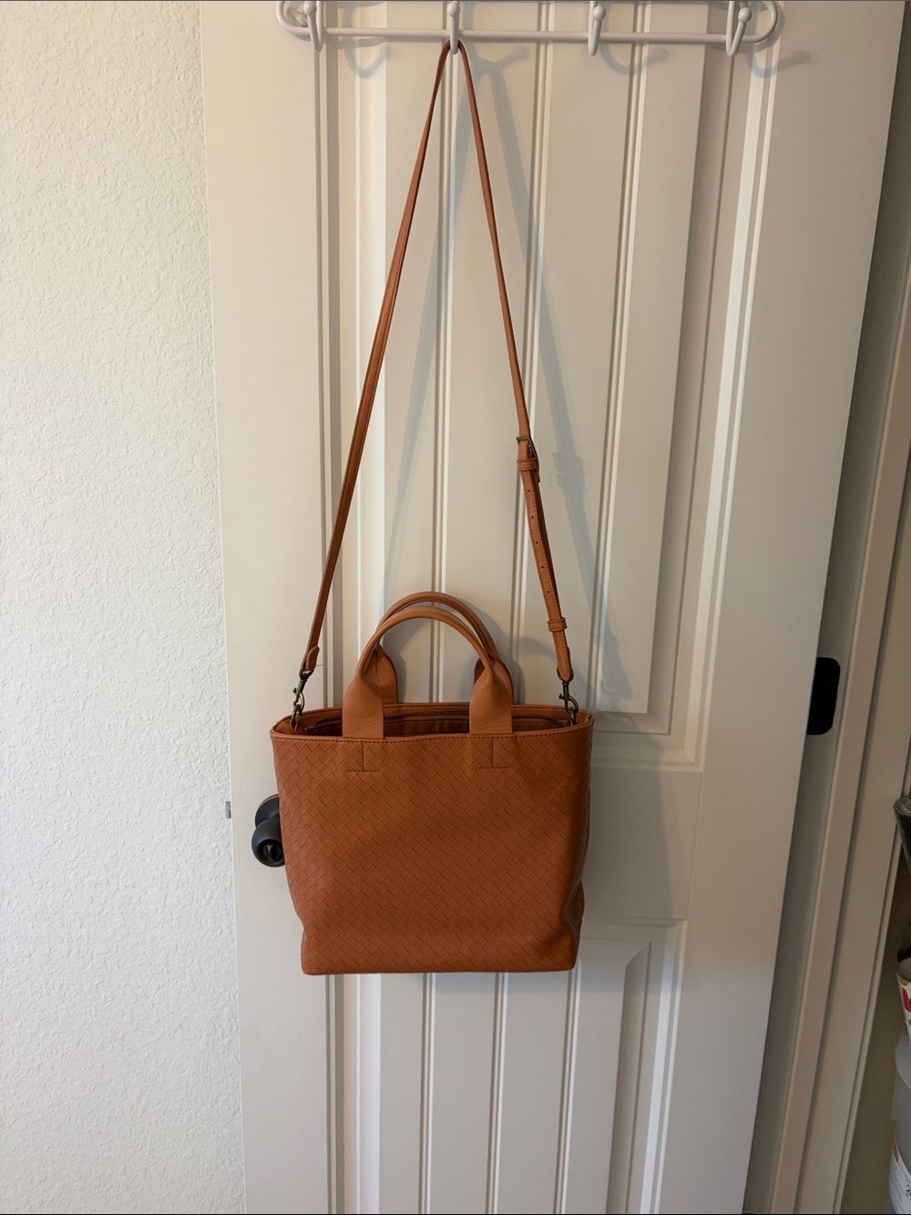 Universal Thread Tan Woven Tote with Adjustable Shoulder Strap